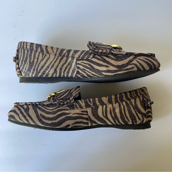 Michael Kors Zoey Zebra Print Loafers Kids Size 2 - Picture 5 of 14